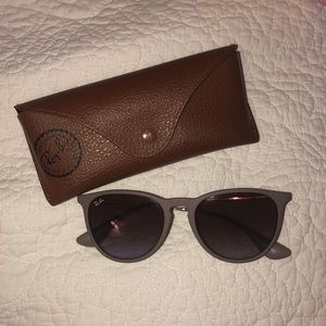 Ray Ban Erika style